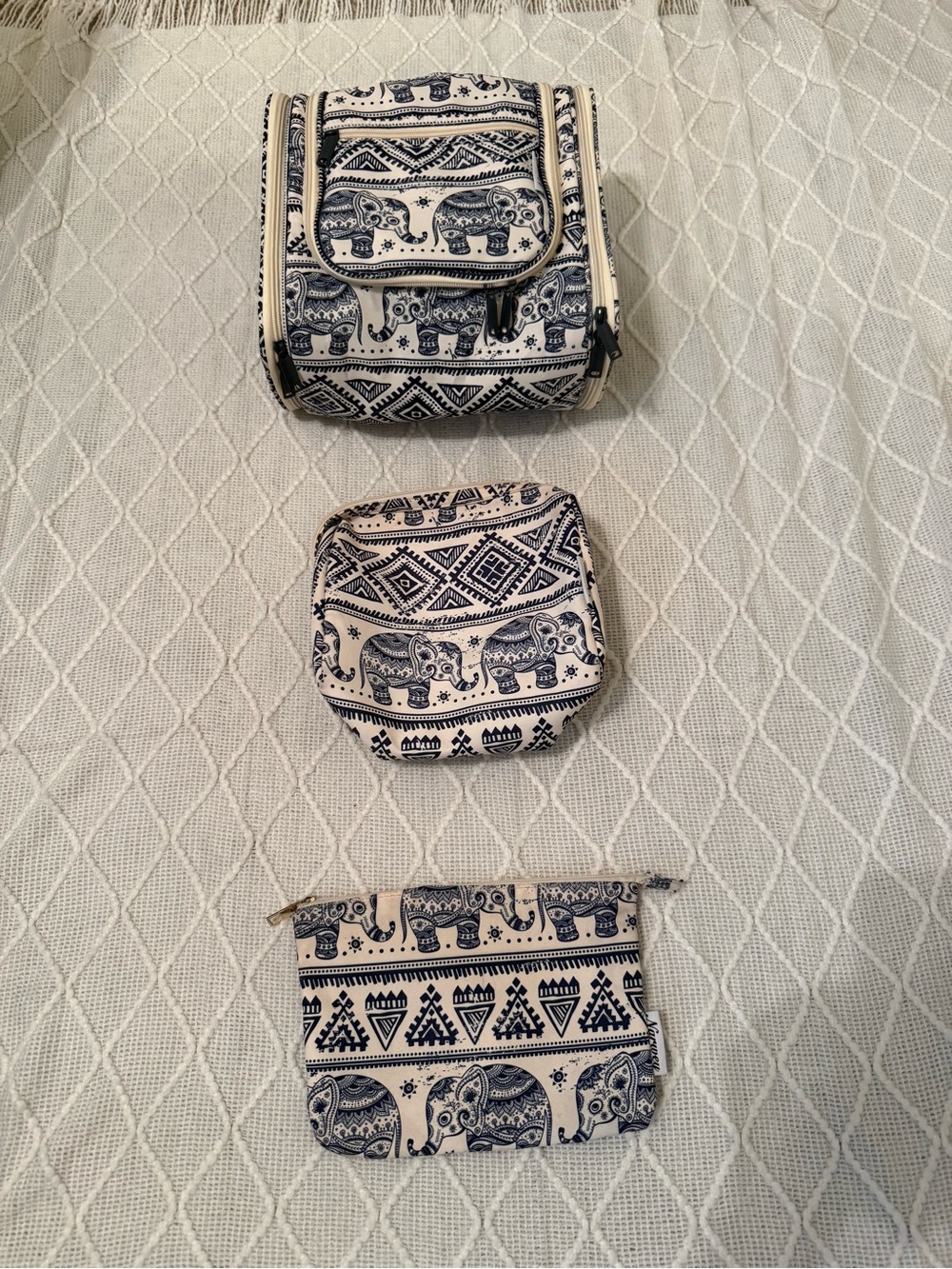 Elephant Print Cosmetic Bag Set - Navy on Cream